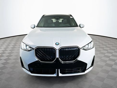 Used 2025 BMW X3 xDrive30i w/ Premium Package AWD/4WD image 3