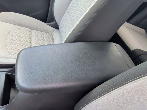 Used 2024 Chevrolet Equinox LT image 28