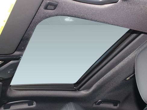 New 2026 BMW 330i Sedan w/ M Sport Package image 14