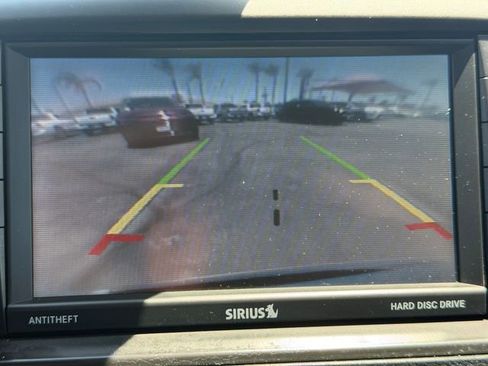 Used 2015 Chrysler Town & Country Limited FWD image 13