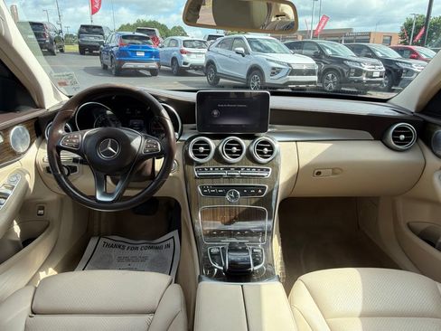 Used 2015 Mercedes-Benz C 300 4MATIC Sedan image 39