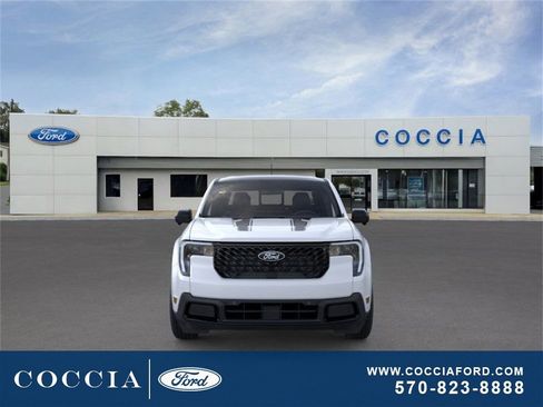 New 2025 Ford Maverick Lariat w/ Black Appearance Package image 6