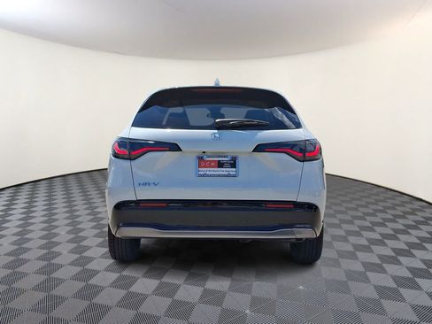 Used 2023 Honda HR-V EX-L image 6