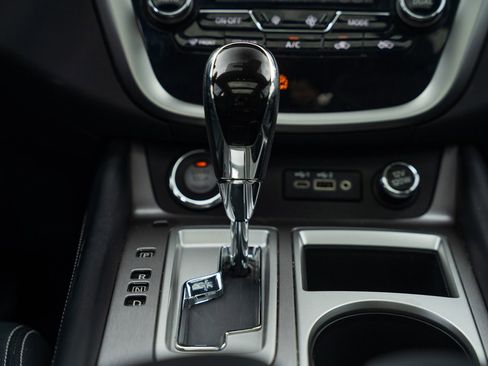 Used 2024 Nissan Murano SL FWD image 30