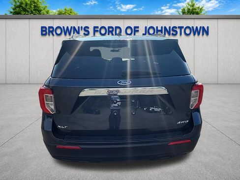 Used 2023 Ford Explorer XLT AWD/4WD image 7
