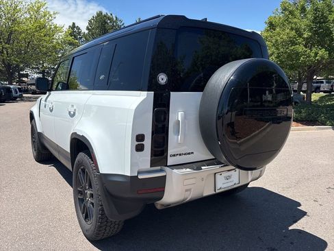 Used 2023 Land Rover Defender 110 S AWD/4WD image 3