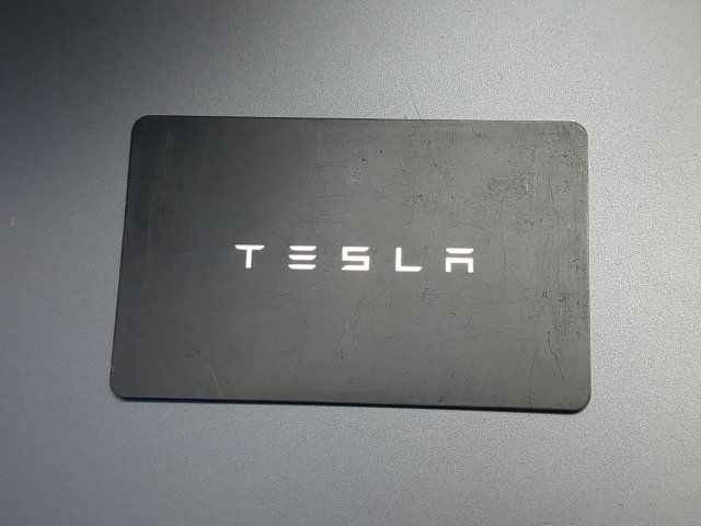 Used 2023 Tesla Model Y Performance AWD/4WD image 33