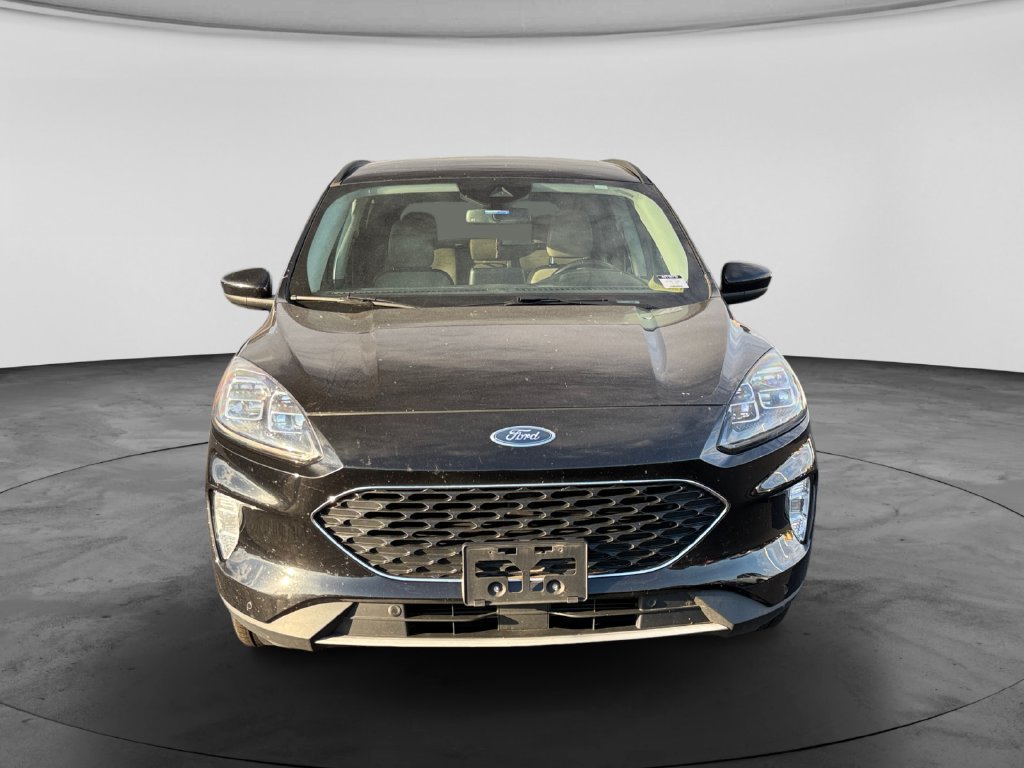 Used 2021 Ford Escape Titanium AWD/4WD image 3