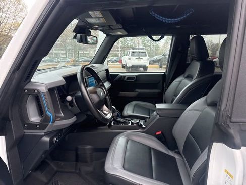 Used 2022 Ford Bronco Black Diamond image 21
