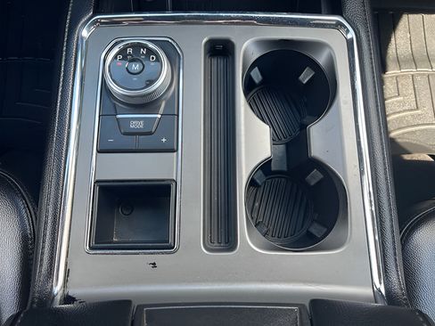 Used 2020 Ford Expedition XLT w/ Equipment Group 202A RWD image 30