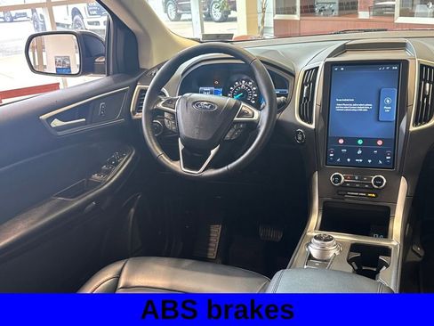 Used 2023 Ford Edge SEL w/ Sport Appearance Package image 12