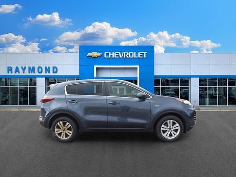 Used 2018 Kia Sportage LX AWD/4WD image 2