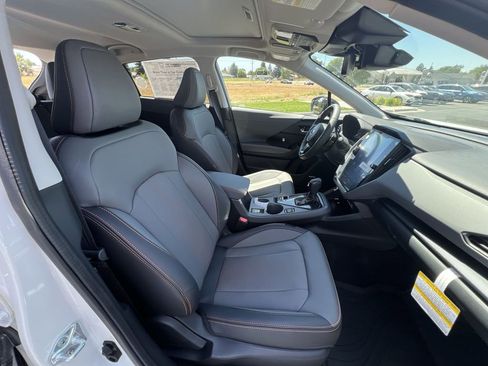 Used 2025 Subaru Crosstrek 2.5i Limited w/ Crosstrek Mirror Package image 28