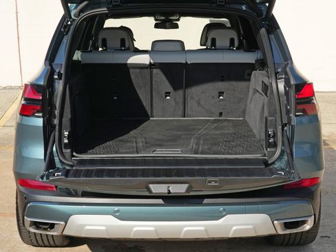 Used 2025 BMW X5 sDrive40i w/ Climate Comfort Package RWD image 10