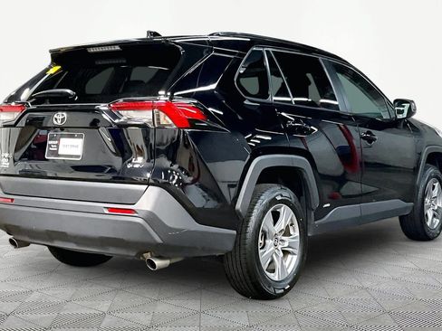 Used 2025 Toyota RAV4 LE AWD/4WD image 13