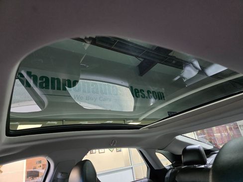Used 2013 Lincoln MKZ FWD image 45