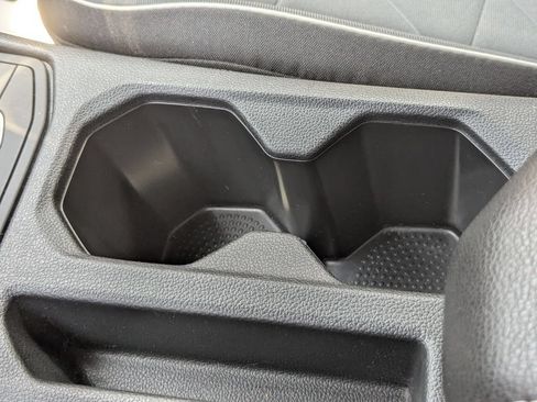 Used 2025 Volkswagen Jetta Sport FWD image 20