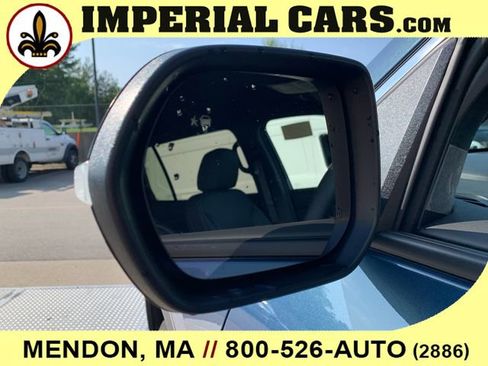 New 2026 Chevrolet Traverse LT w/ Enhanced Driving Package image 9