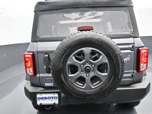 Used 2023 Ford Bronco 4-Door AWD/4WD image 16