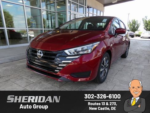 Used 2025 Nissan Versa SV w/ Trunk Package image 1