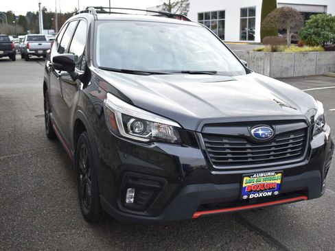 Used 2019 Subaru Forester Sport image 3
