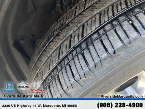Used 2020 Toyota RAV4 Limited AWD/4WD image 12