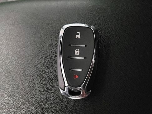 Used 2021 Chevrolet Equinox LT AWD/4WD image 32
