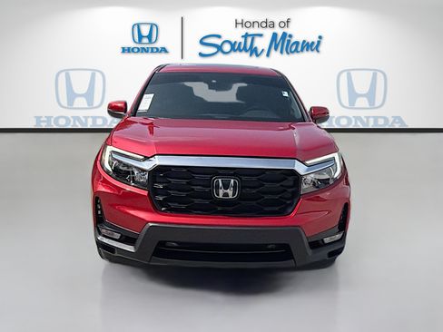 Certified 2025 Honda Passport EX-L image 2