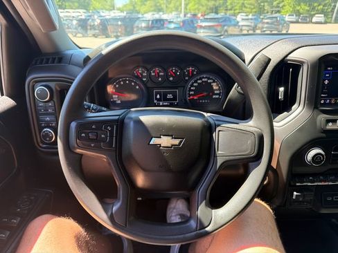Used 2023 Chevrolet Silverado 1500 Custom AWD/4WD image 28