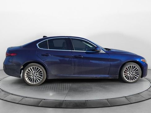 Used 2018 Alfa Romeo Giulia Ti w/ Quick Order Package 22X Lusso image 6