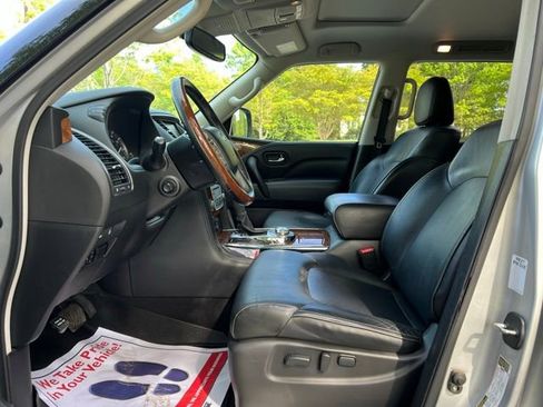 Used 2019 INFINITI QX80 Luxe AWD/4WD image 12