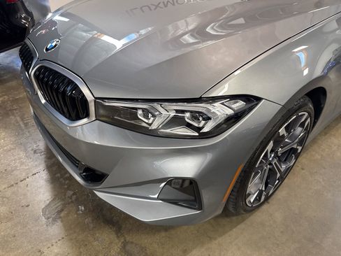 Used 2025 BMW 330i xDrive Sedan AWD/4WD image 10