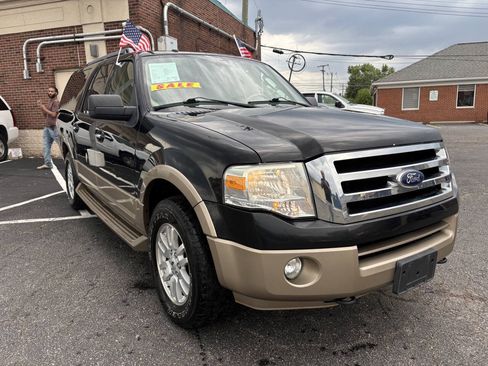 Used 2014 Ford Expedition EL XLT w/ Equipment Group 202A AWD/4WD image 5