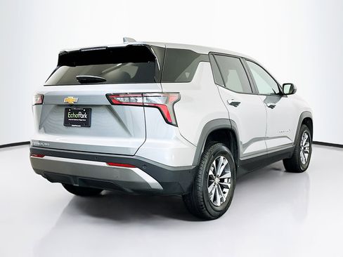 Used 2025 Chevrolet Equinox LT image 9