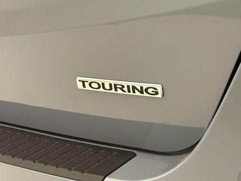 New 2026 Honda Odyssey Touring image 10