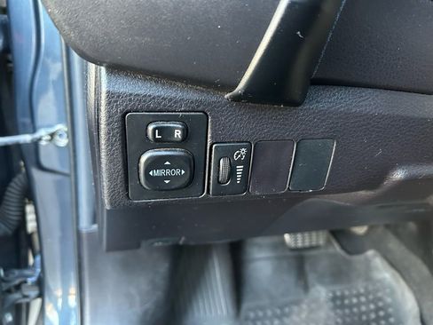 Used 2019 Toyota Corolla SE image 17