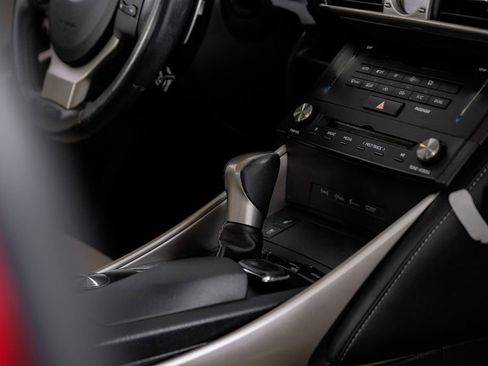 Used 2015 Lexus IS 350 w/ Navigation System Package image 21