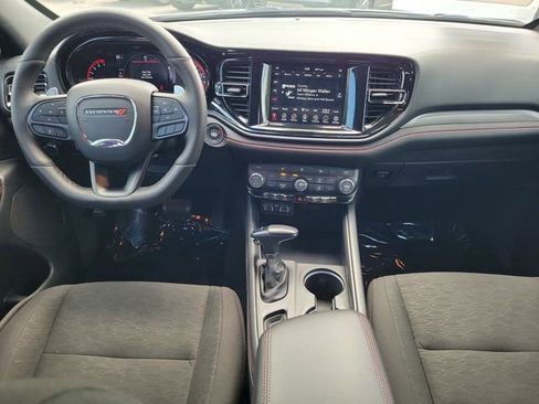Used 2023 Dodge Durango GT image 2