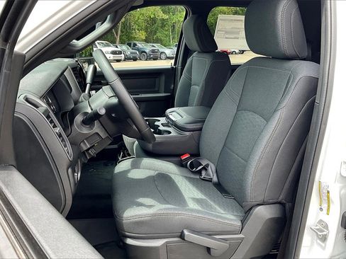 New 2026 RAM 3500 Tradesman image 9