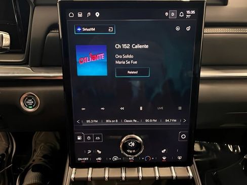 Certified 2025 GMC Terrain Elevation AWD/4WD image 18