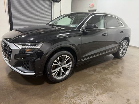 Used 2023 Audi Q8 Premium Plus AWD/4WD image 6