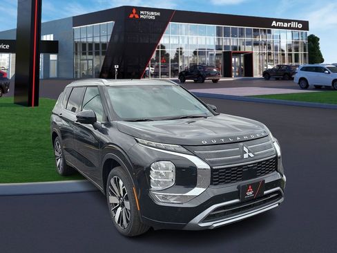 New 2025 Mitsubishi Outlander PLATINUM EDITION image 4