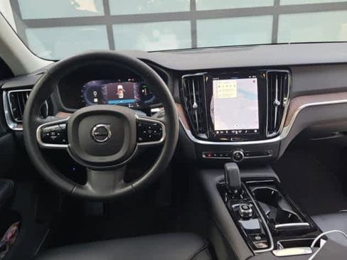 Used 2023 Volvo S60 T8 Plus w/ Climate Package image 5