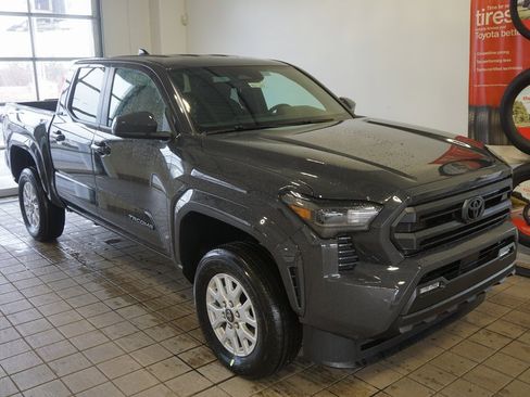 New 2026 Toyota Tacoma SR5 image 2