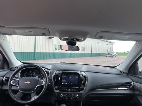 Used 2021 Chevrolet Traverse LT AWD/4WD image 27