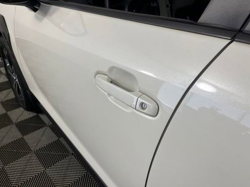 Used 2024 Subaru Crosstrek 2.0i Premium AWD/4WD image 13