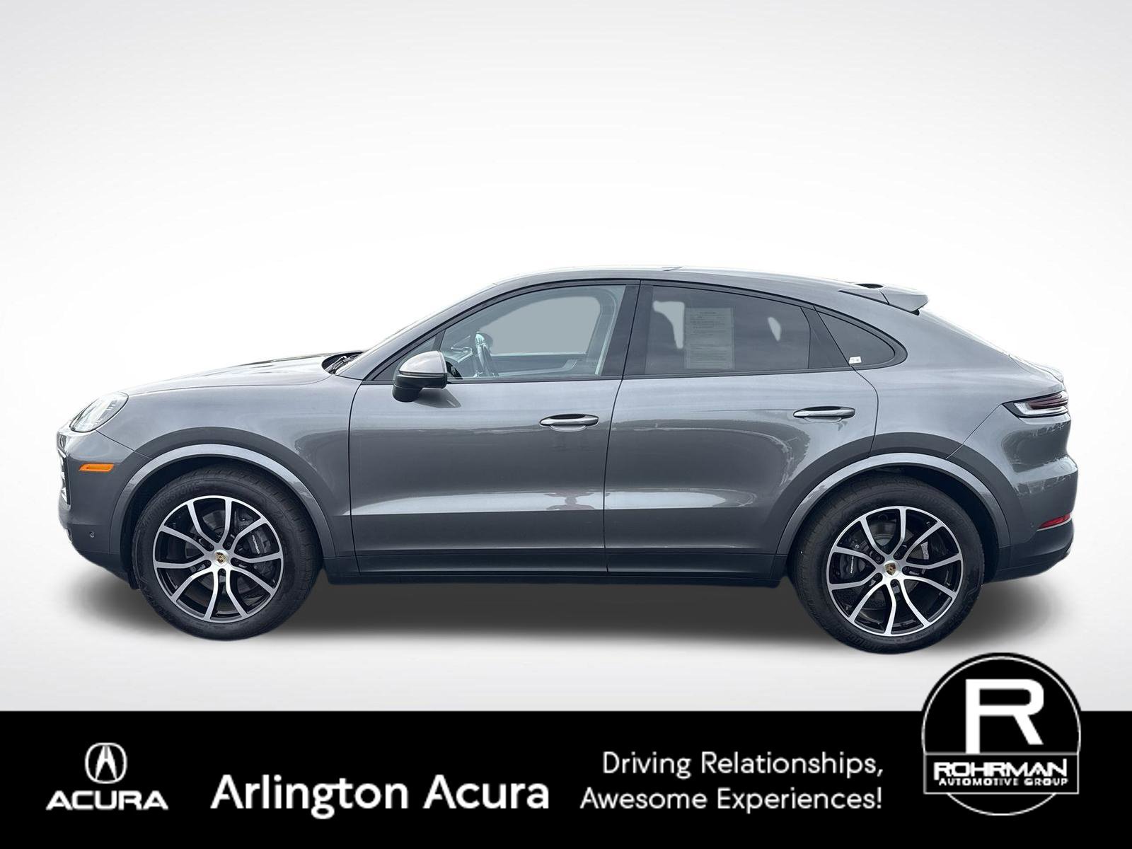 Used 2024 Porsche Cayenne Coupe AWD/4WD image 5