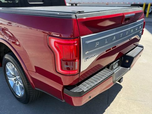 Used 2016 Ford F150 Platinum w/ Equipment Group 701A Luxury image 14