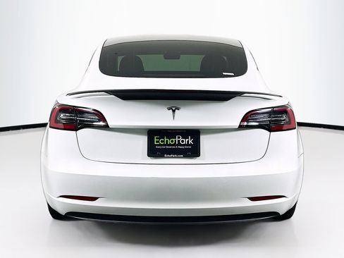 Used 2023 Tesla Model 3 Standard Range image 7