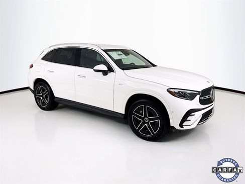 Used 2025 Mercedes-Benz GLC 350e GLC 350e image 1
